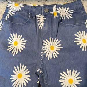 Daisy denim! Flare jeans!!